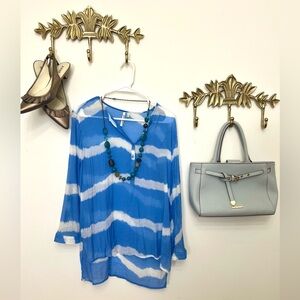 grand & greene Blue and White Tie-Dye Tunic Top (L)